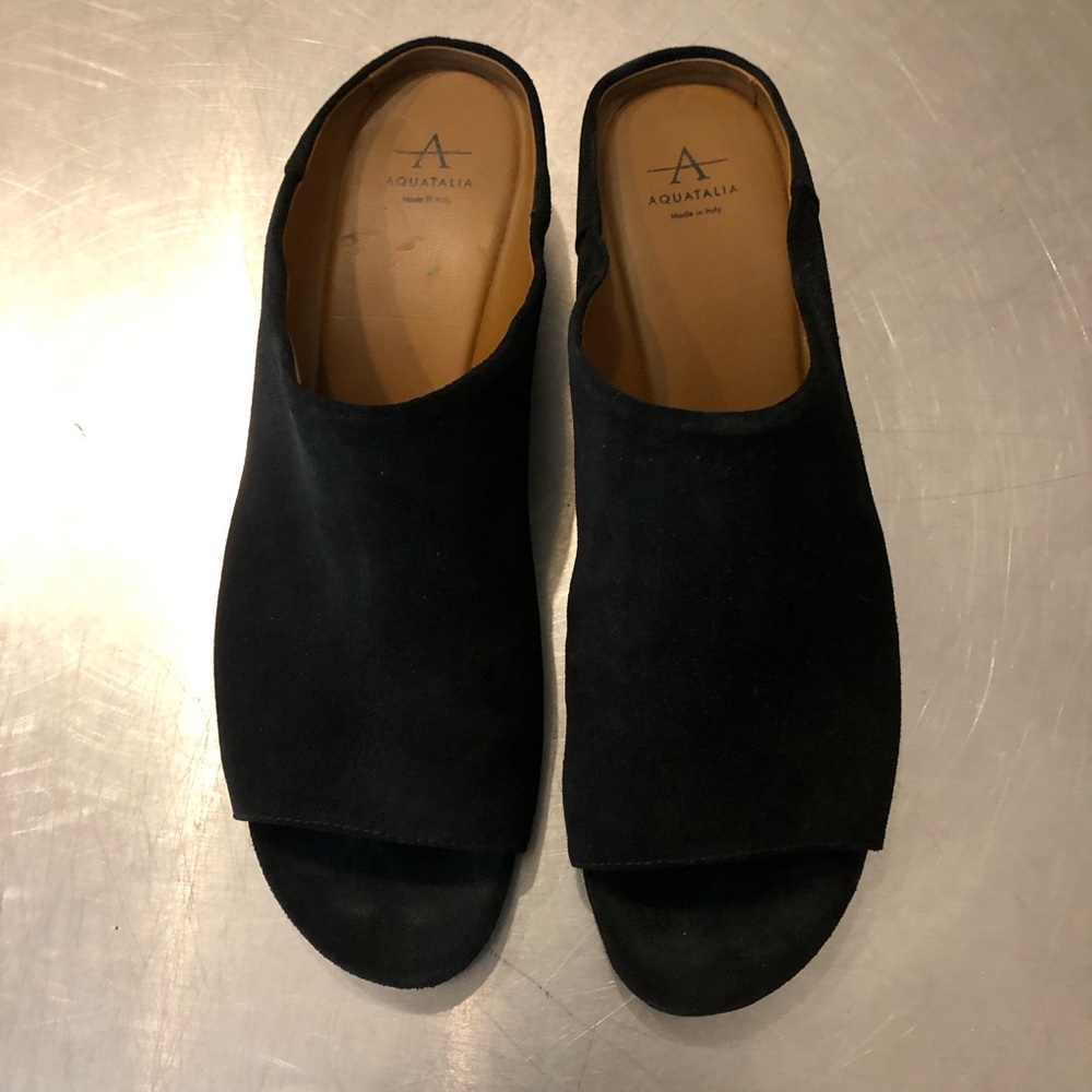 Aquatalia Adriana Suede Mule Sandal - Picture 4 of 7